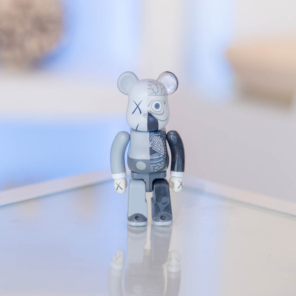 Bearbrick 100% Grey Dissected (B@0000F100)