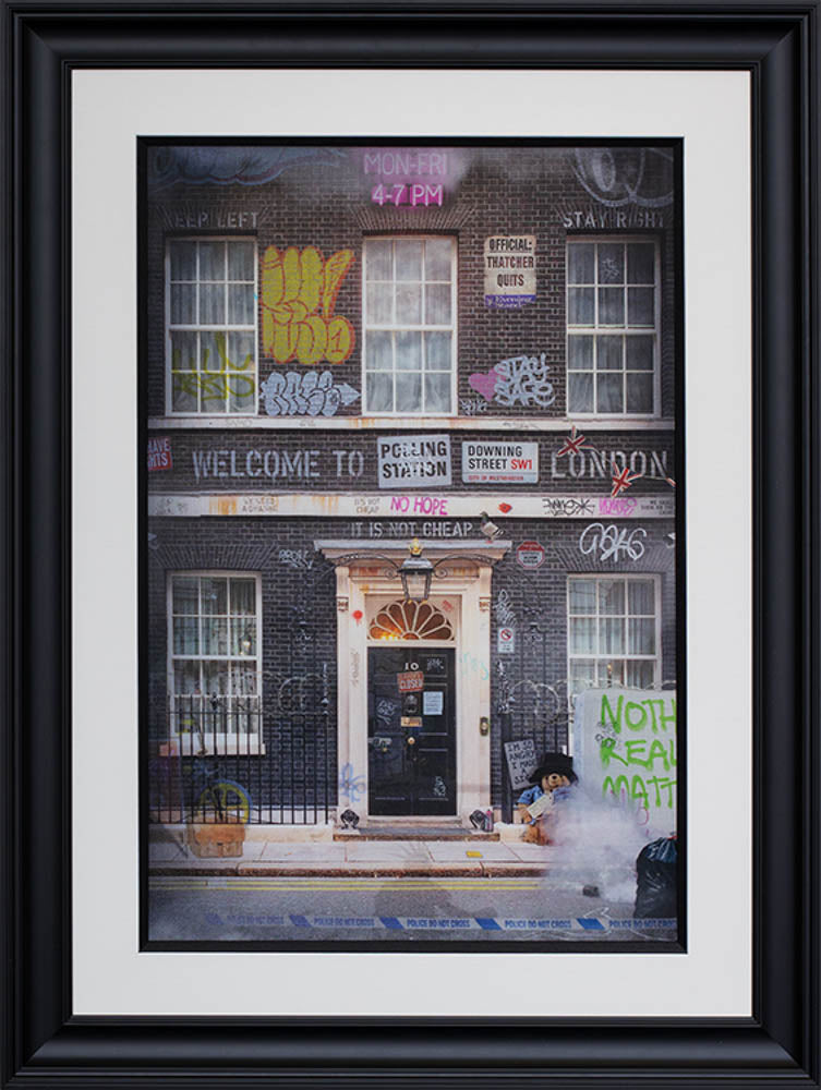 Closed-Downing Street - Lenticular