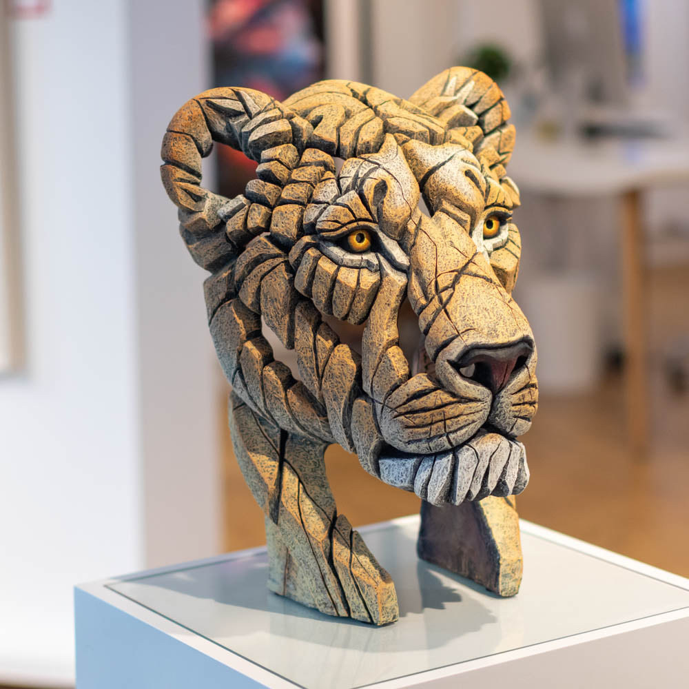 Yuna the Lioness Bust