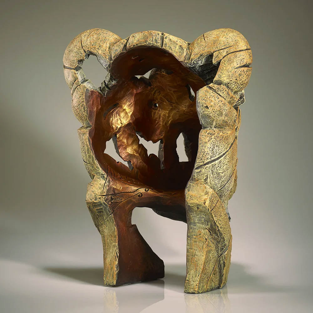 Yuna the Lioness Bust