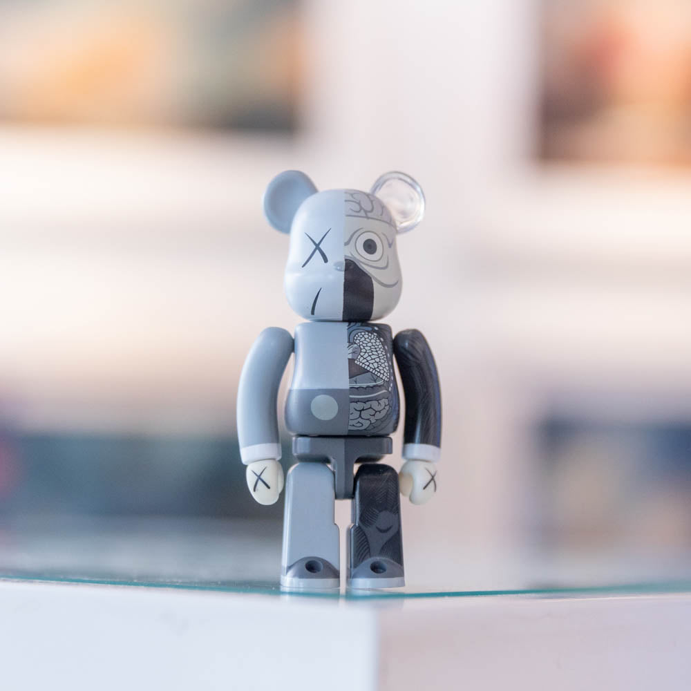 Bearbrick 100% Grey Dissected (B@0000F100)