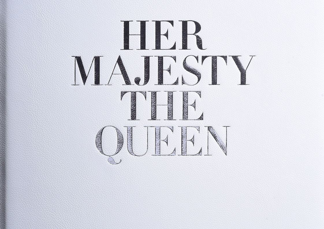 Her　–　Platinum　Opus　Majesty　Pageant　The　Gallery　Queen　Official　Jubilee　Artmarket