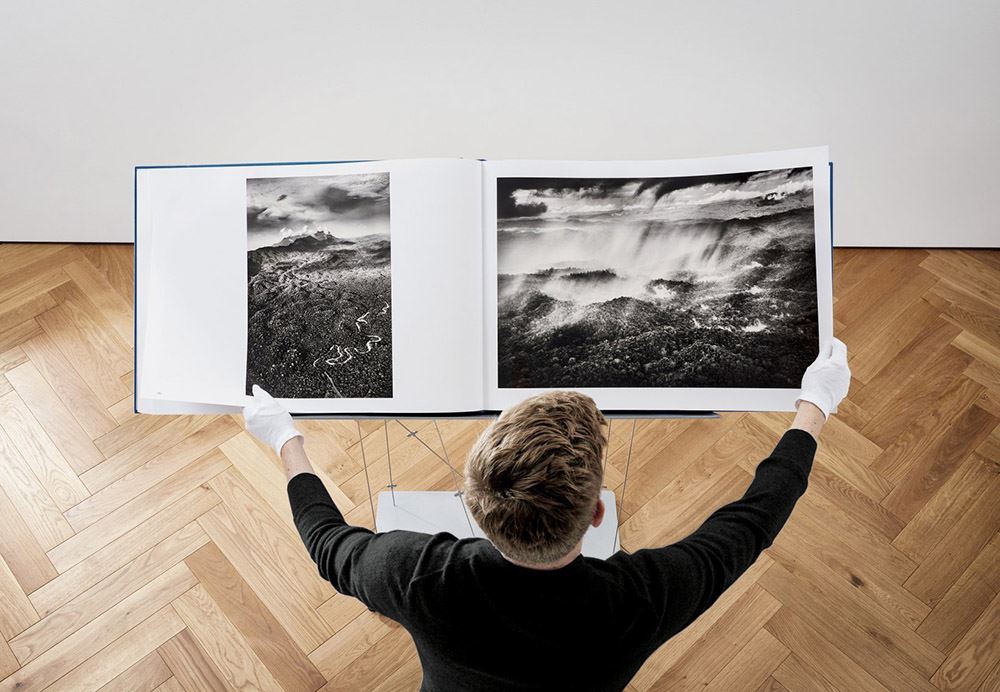 Sebastião Salgado. Amazônia. Art Edition No. 1–100 ‘Adão Yawanawá in a headdress of eagle feathers’