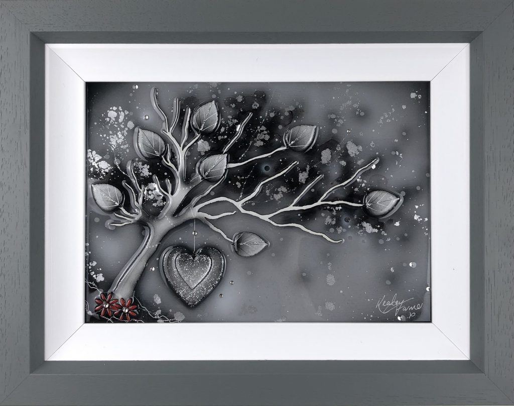 Grey Tree Grey Heart 507